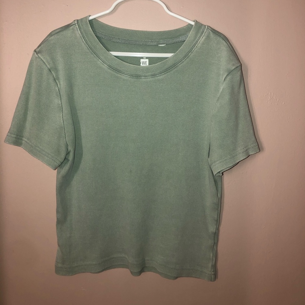 Cropped tees